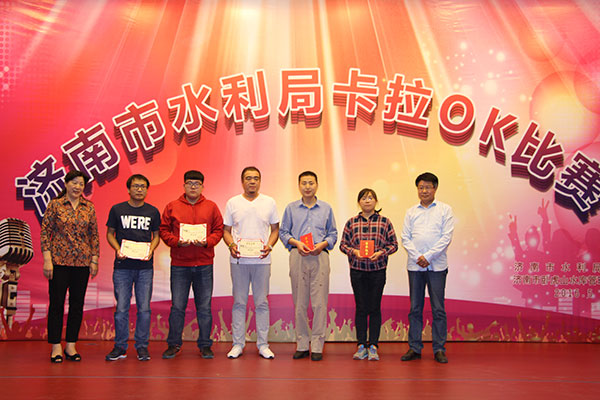 我院參加市局舉辦的卡拉OK比賽,喜獲佳績